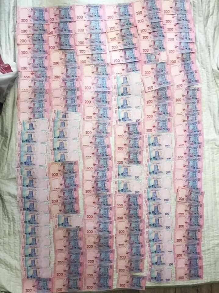 Мошенницы украли 240 тысяч гривен . dqxikeidqxidqeant