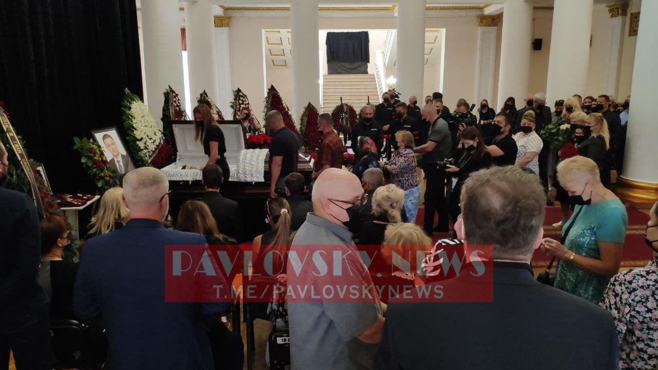 Проститься смогут все желающие