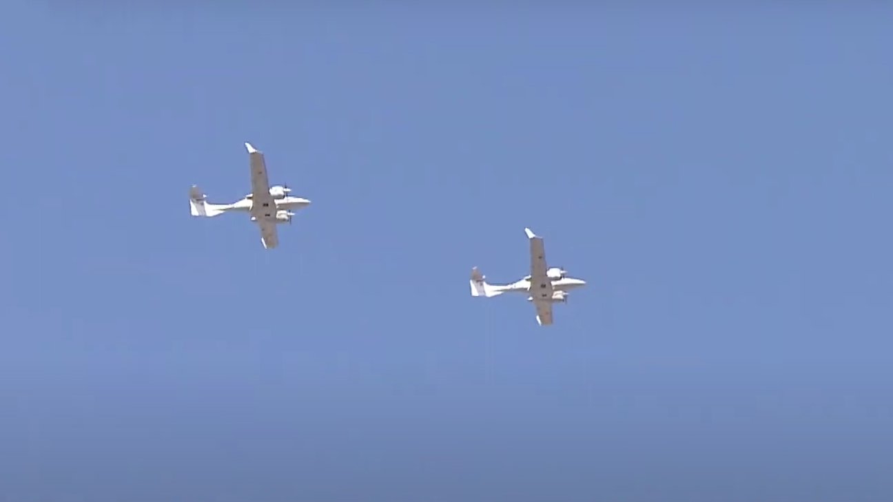 Літаки ДСНС на параді Літаки ДСНС на параді