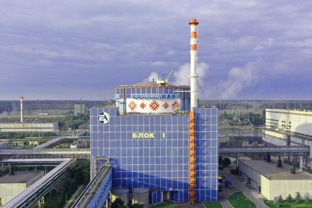 Хмельницьку АЕС одягли у вишиванку dqxikeidqxidqrant