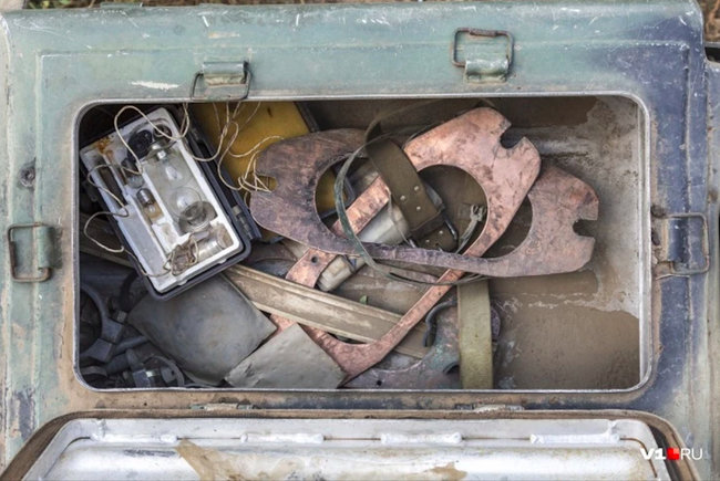 Боевой танк обнаружили на свалке в России 07