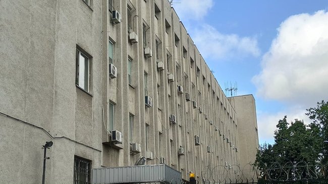 У стен СИЗО СБУ в Киеве прошла акция протеста в поддержку Семенченко 05