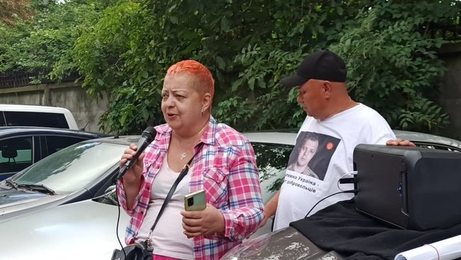 У стен СИЗО СБУ в Киеве прошла акция протеста в поддержку Семенченко 09