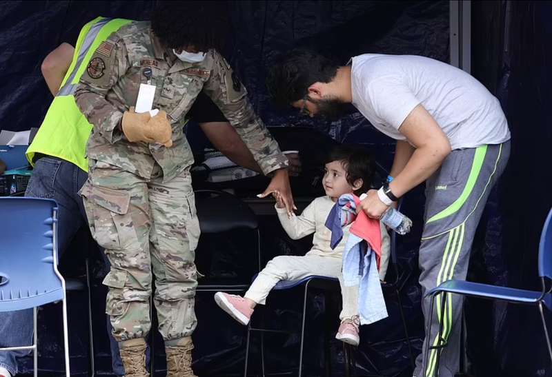 Многих детей эвакуировали без родителей. dqxikeidqxidqrant