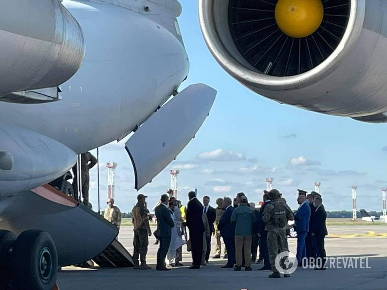 Кадры из аэропорта