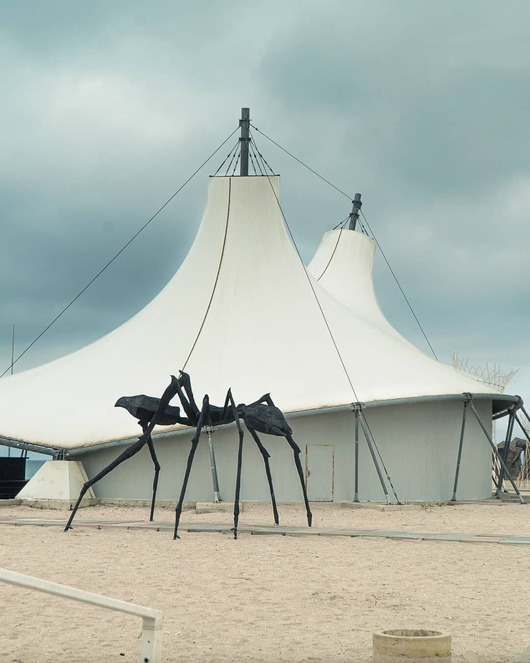 "Казантип" теперь напоминает "город-призрак"