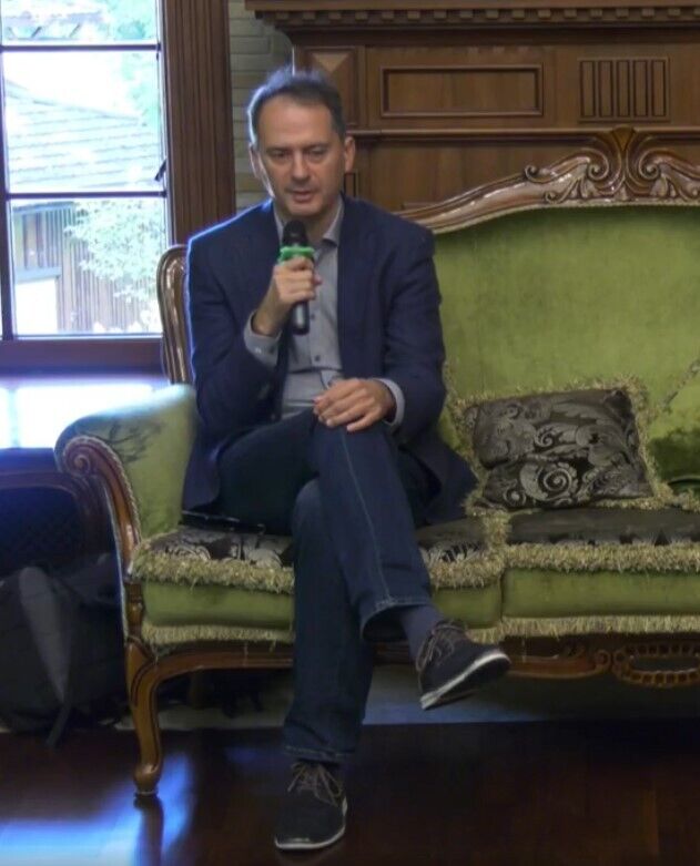 Христо Грозев на Международном фестивале журналистики в Межигорье dqxikeidqxidqeant