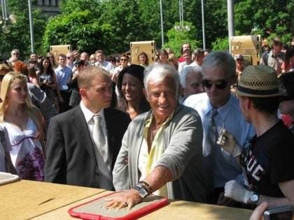 Жан Поль-Бельмондо dqxikeidqxidqrant