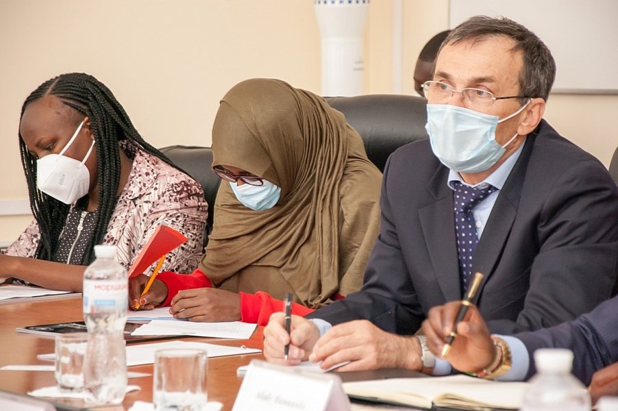 Украина обсудила с Кенией сотрудничество в космосе