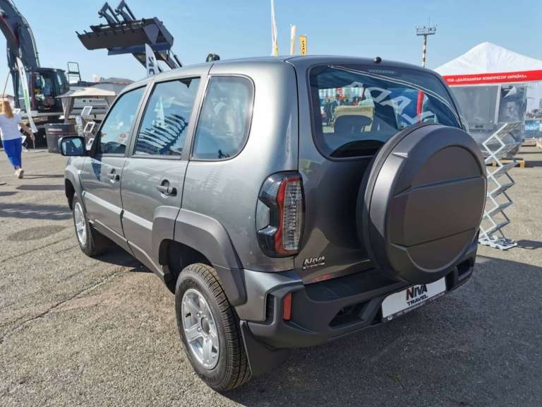 Колоссальное пренебрежение: украинцев возмутила российская "Лада" на выставке в Виннице dqxikeidqxidqrant