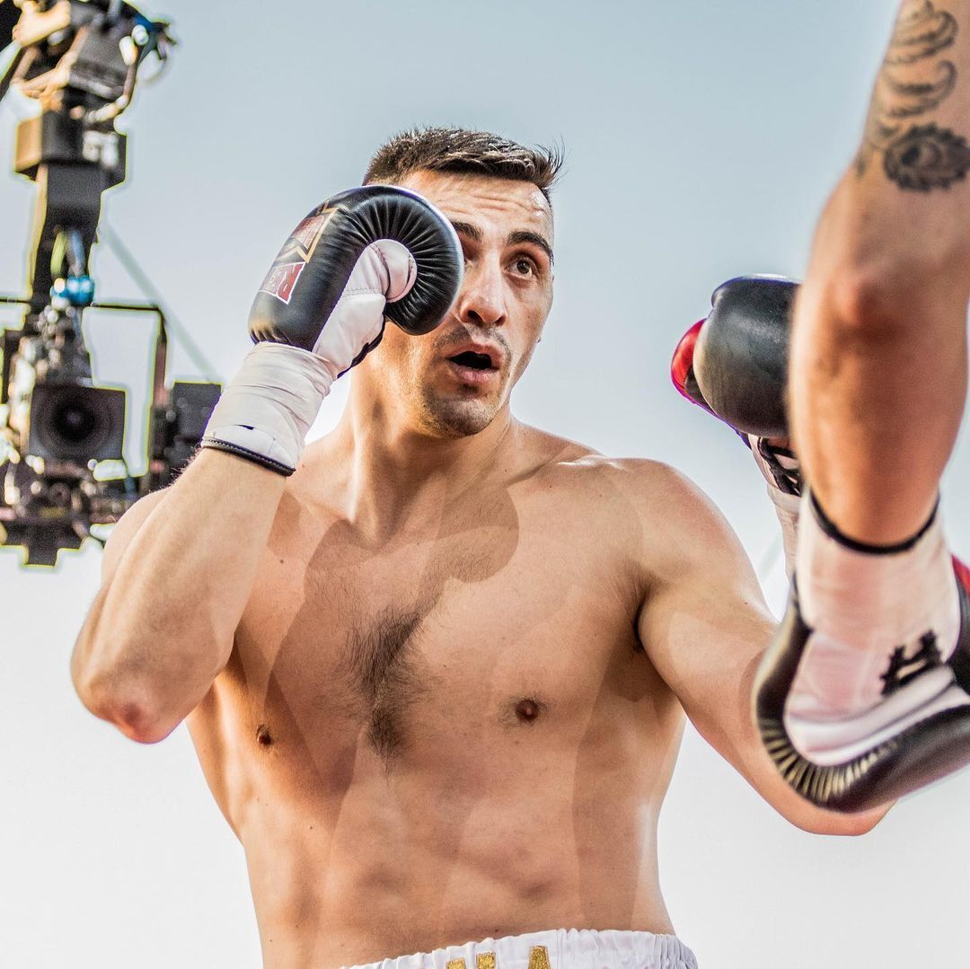 Боксер Захожий