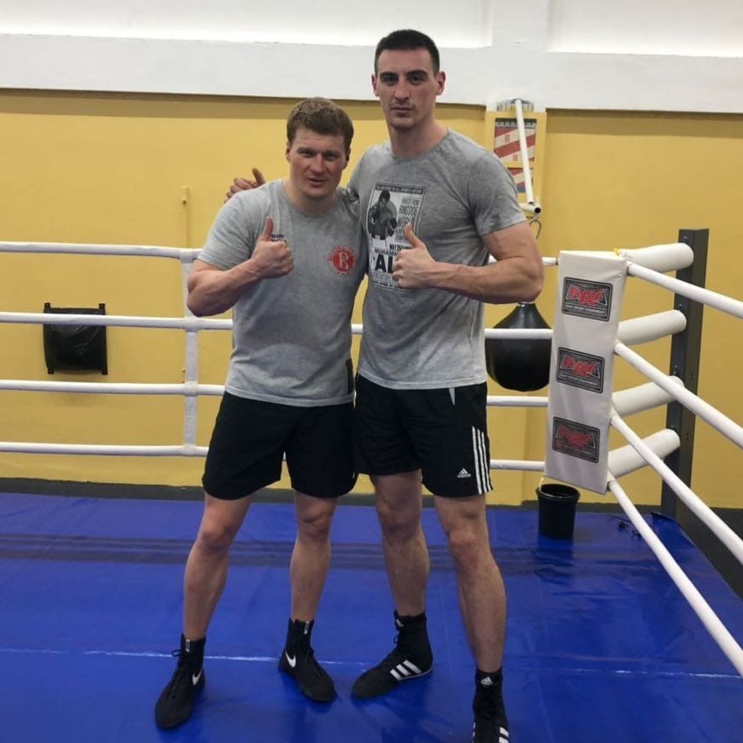 Боксеры Поветкин Захожий