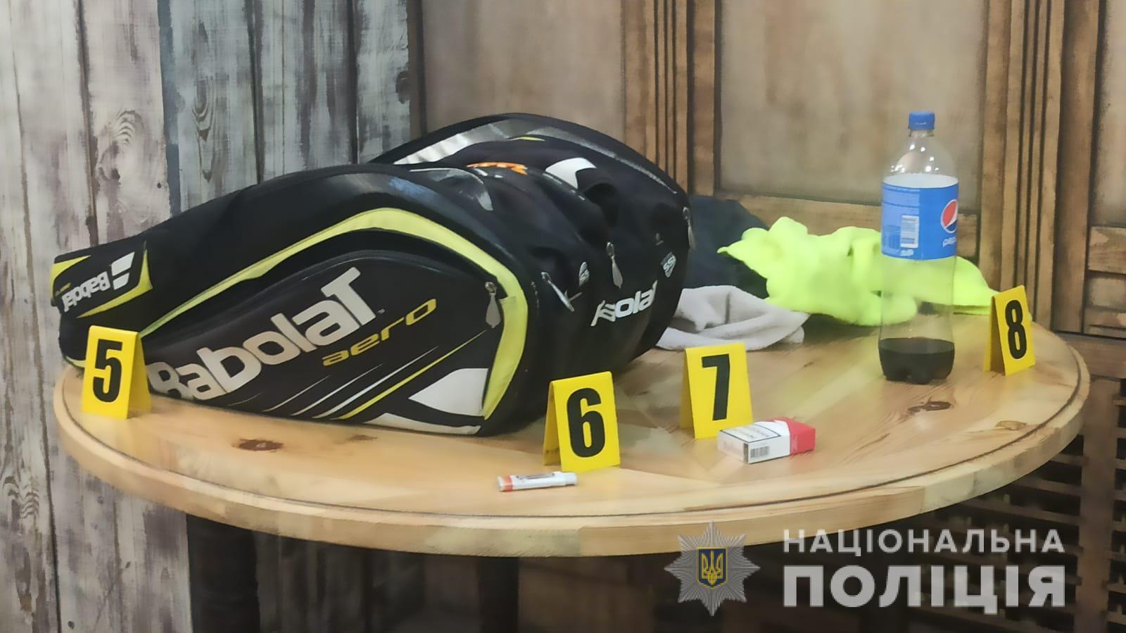 На месте работают правоохранители.