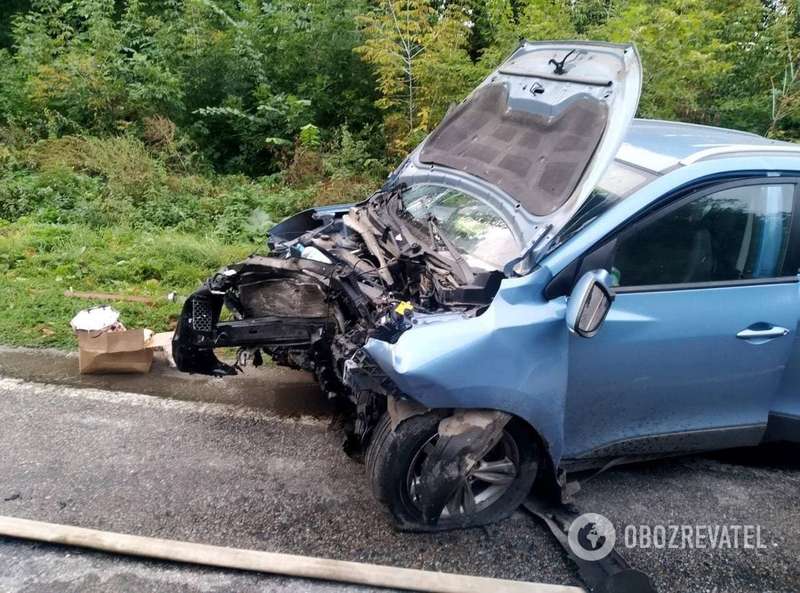 Столкнулись Hyundai IX35 и Volkswagen Рolo. dqxikeidqxidqeant
