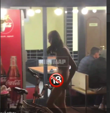 Инцидент на летней террасе кафе. dqxikeidqxidqrant