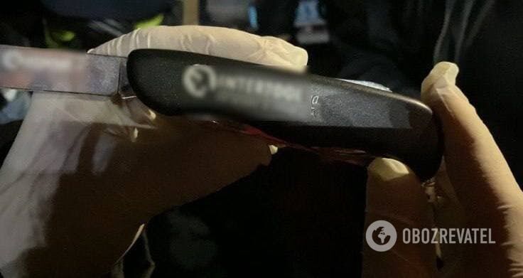 Оружие нападавшего.