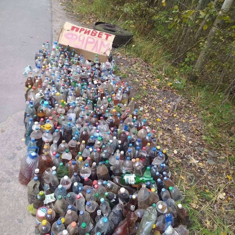 Мусор в лесополосе на окраине Харькова dqxikeidqxiqzuant