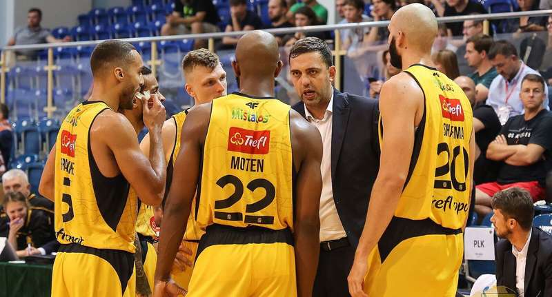 "Трефл Сопот" выиграл первую половину dqxikeidqxidqrant