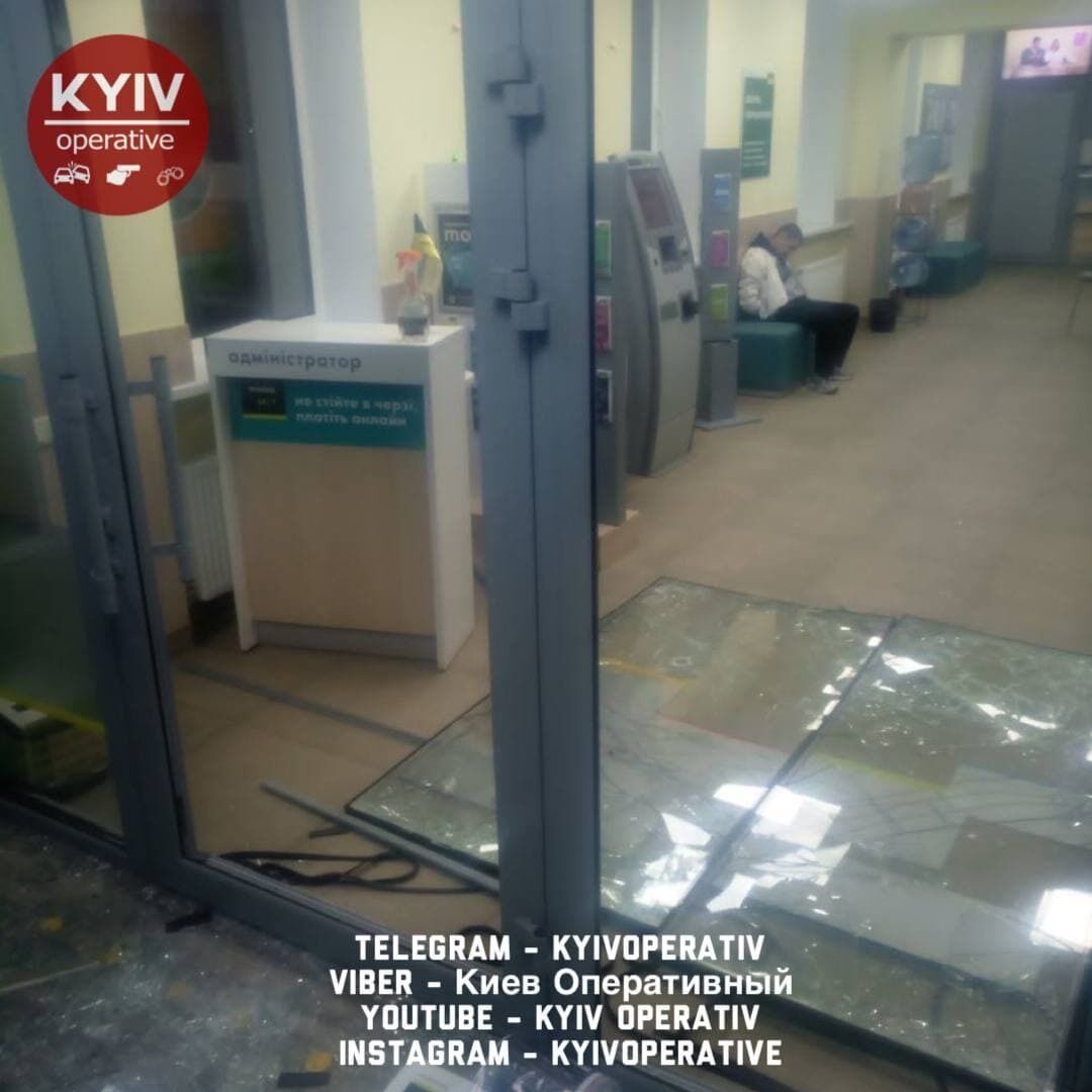 Злоумышленника задержали сотрудники частной охранной фирмы.