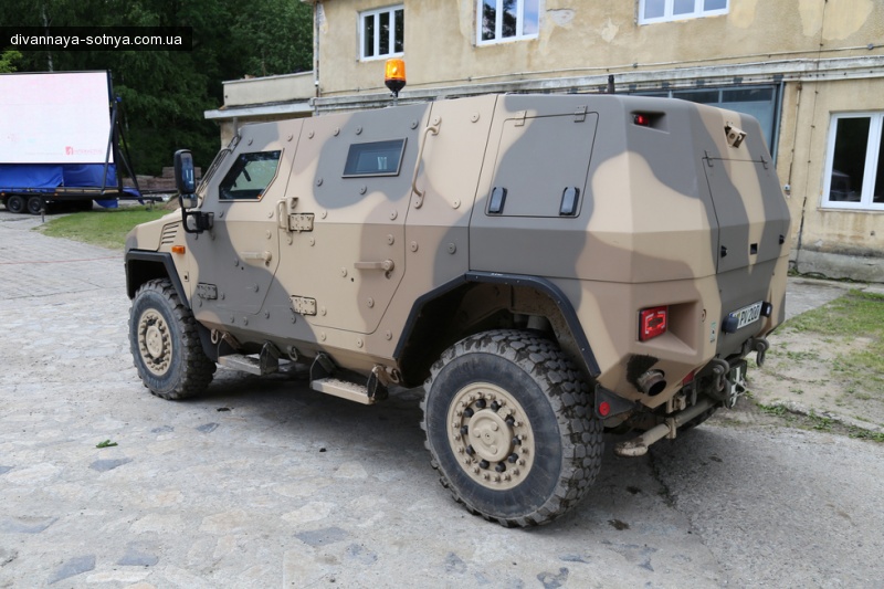 джип НАТО: джип