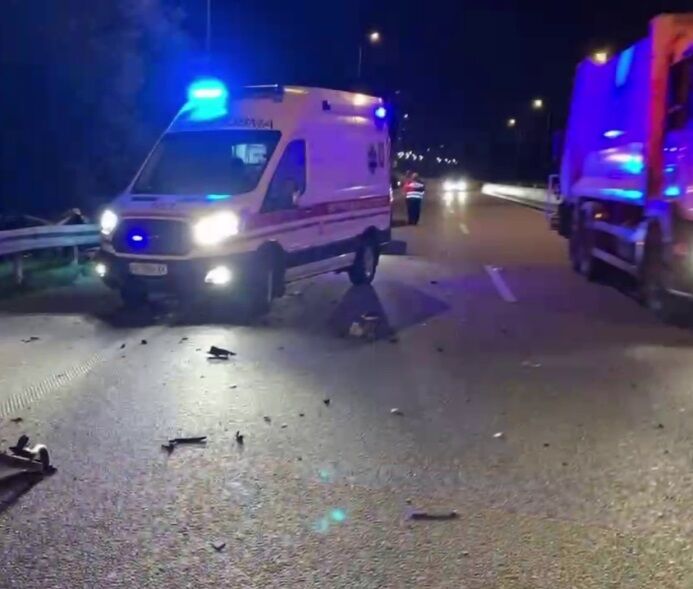 На месте ЧП работали медики.