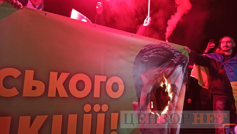  ,   ,  , -            11