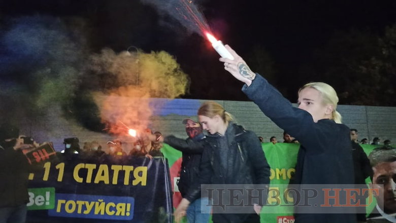  ,   ,  , -            09