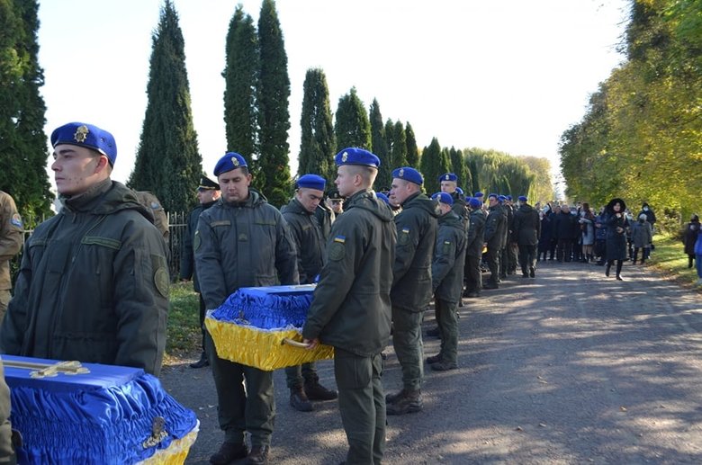 Останки 16 воинов УПА перезахоронили на Львовщине 02 dqxikeidqxidqeant