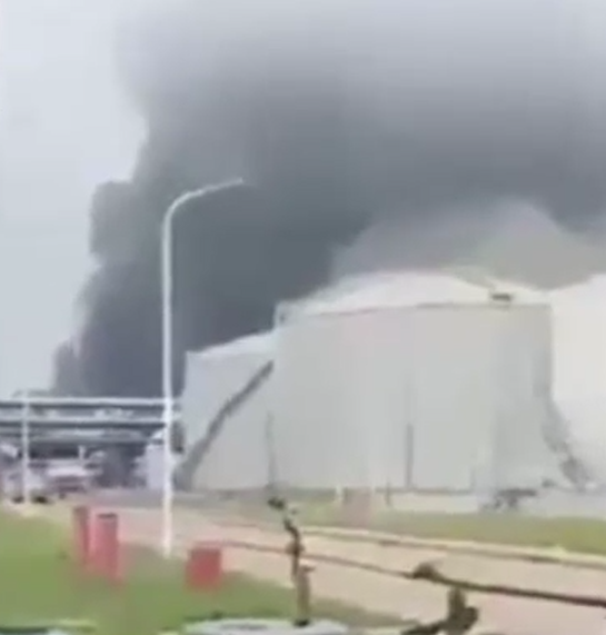 Причина возгорания неизвестна. dqxikeidqxidqrant