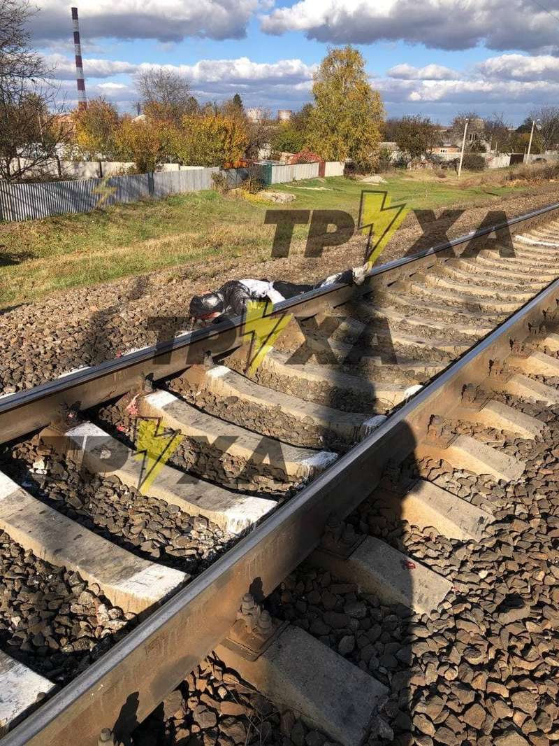 Железнодорожные пути. dqxikeidqxidqrant