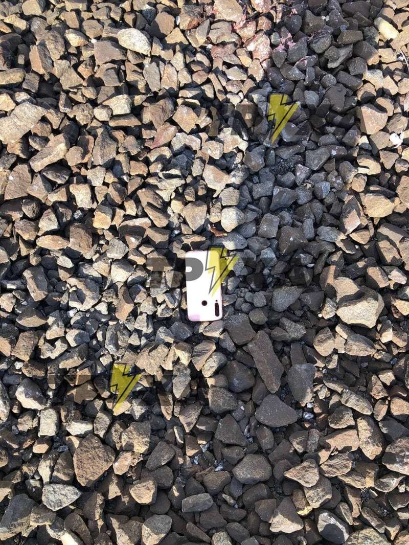 Смартфон погибшей.