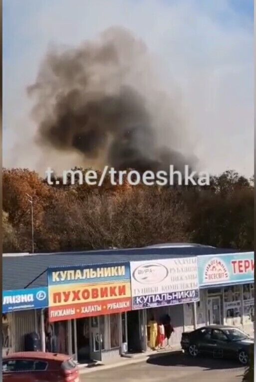 Пожар возник в парке отдыха "Березка".