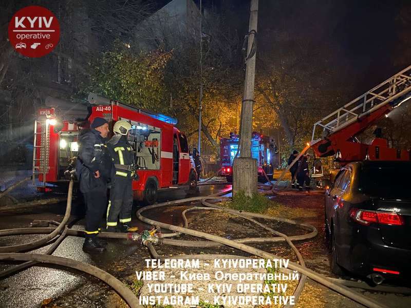 в центре Киева горело здание - памятник архитектуры dqxikeidqxidqrant