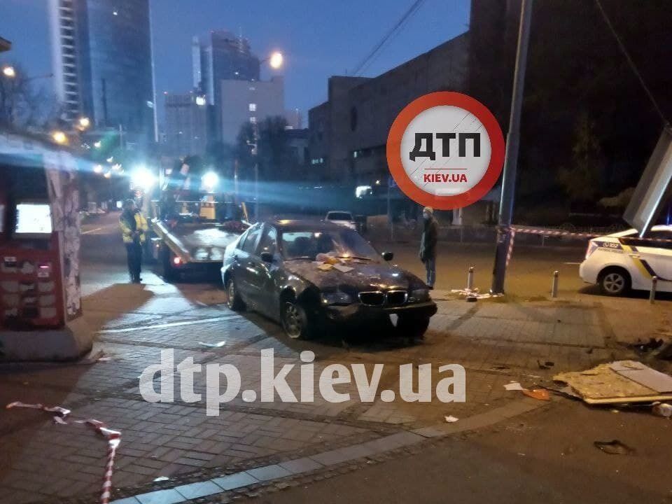 На место вызвали эвакуатор.