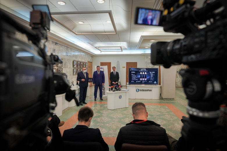      ,   01 dqxikeidqxidqrant