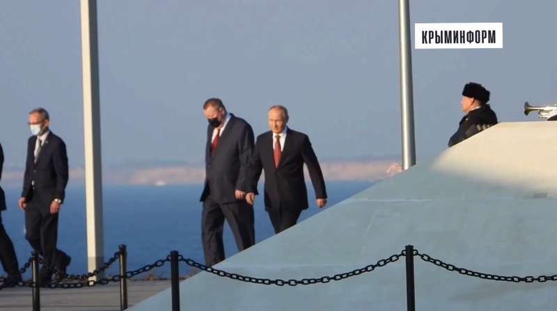 Путин приехал в Севастополь. dqxikeidqxidqrant