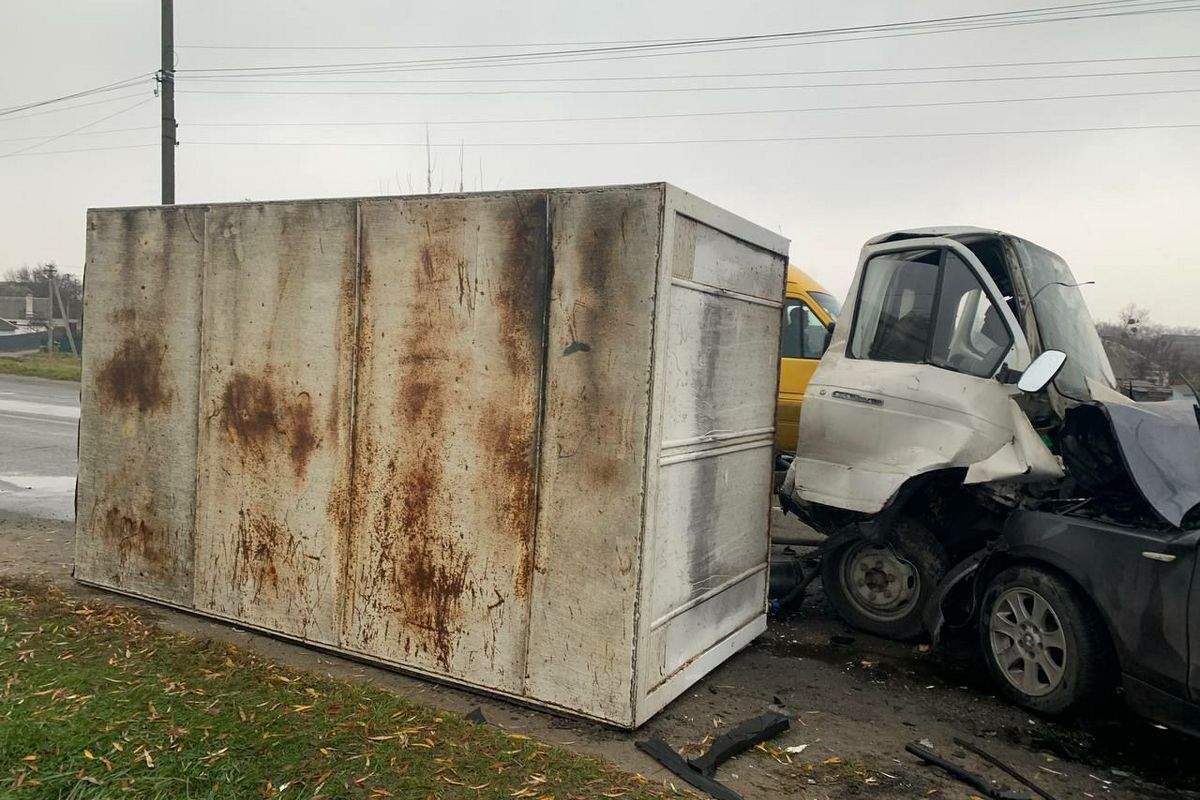 На Дніпропетровщині в ДТП загинула вагітна водійка На Дніпропетровщині в ДТП загинула вагітна водійка dqxikeidqxidqrant