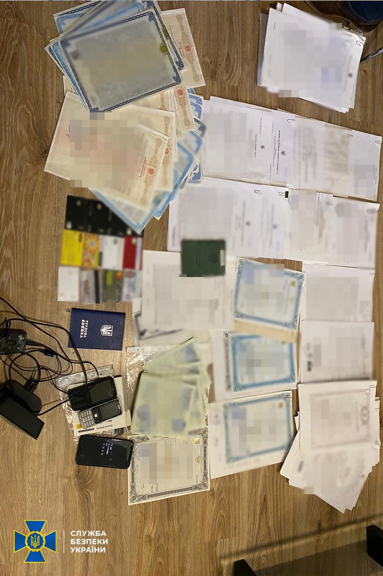        01 dqxikeidqxidqrant