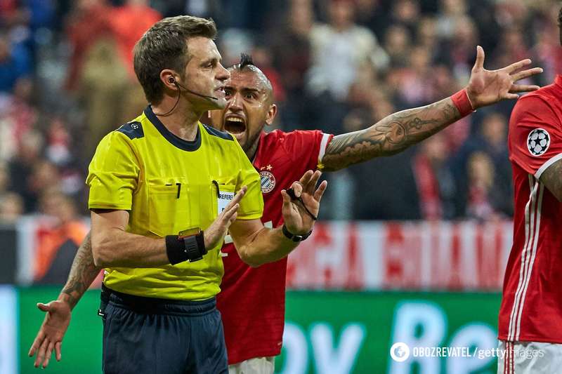 Итальянский судья Никола Риццоли.