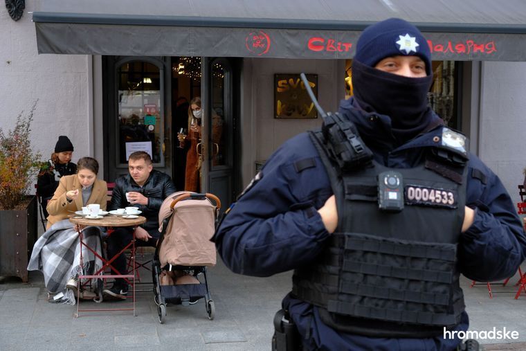 Одни рестораны проверяют чаще, в другие вообще не приходят