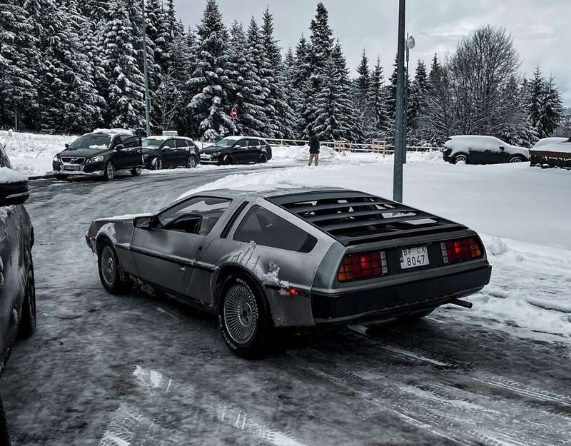     : DeLorean  &quot;  &quot;     dqxikeidqxiqqdant