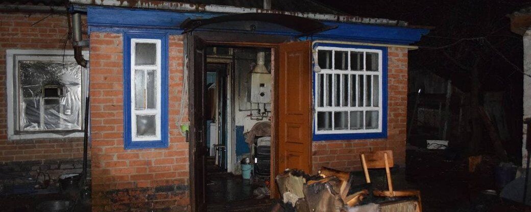 Мать ребенка отравилась продуктами горения