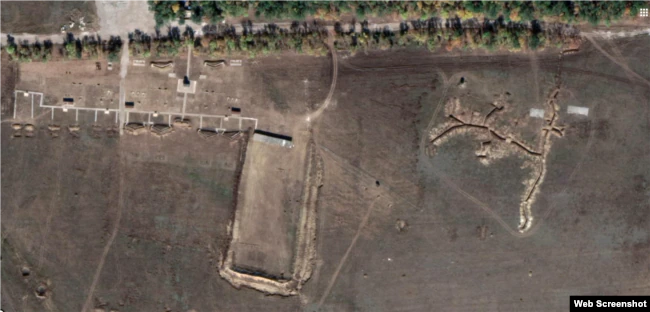 Траншеї, тир, вогневі позиції