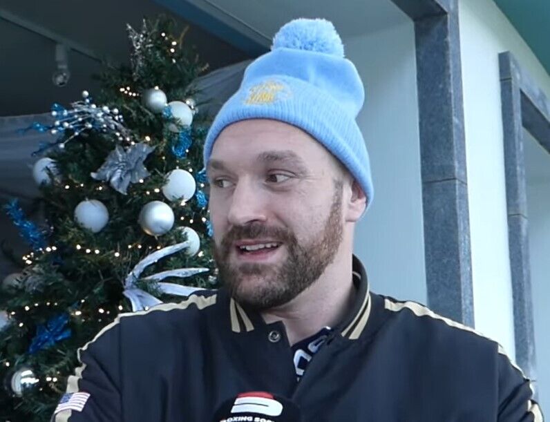 Тайсон Фьюри владеет WBC.