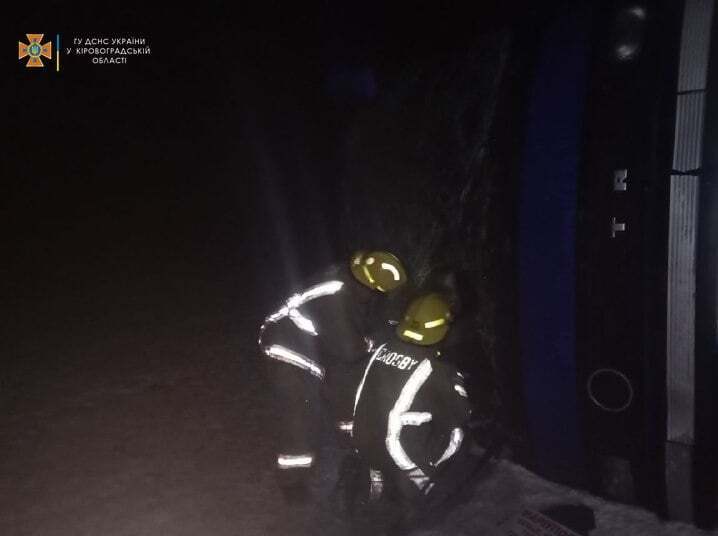 Спасатели обеспечили освещение и обогрев