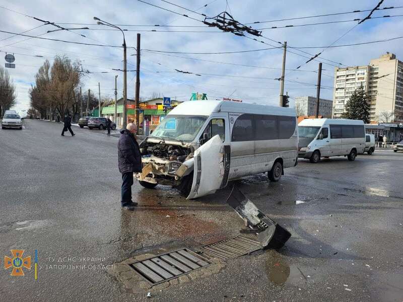 ДТП в Запорожье. Фото: zp.dsns.gov.ua dqxikeidqxidqeant