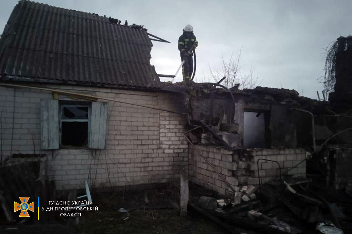 Возгорание возникло на крыше dqxikeidqxidqrant