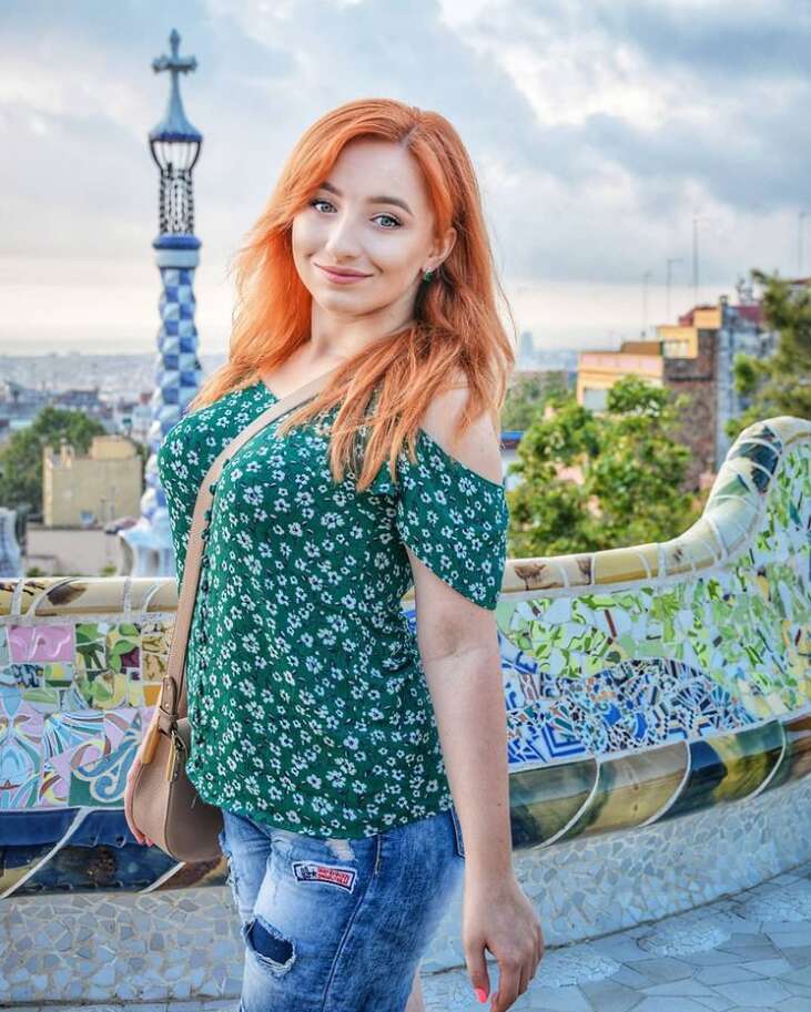 Девушка вела свой блог о путешествиях