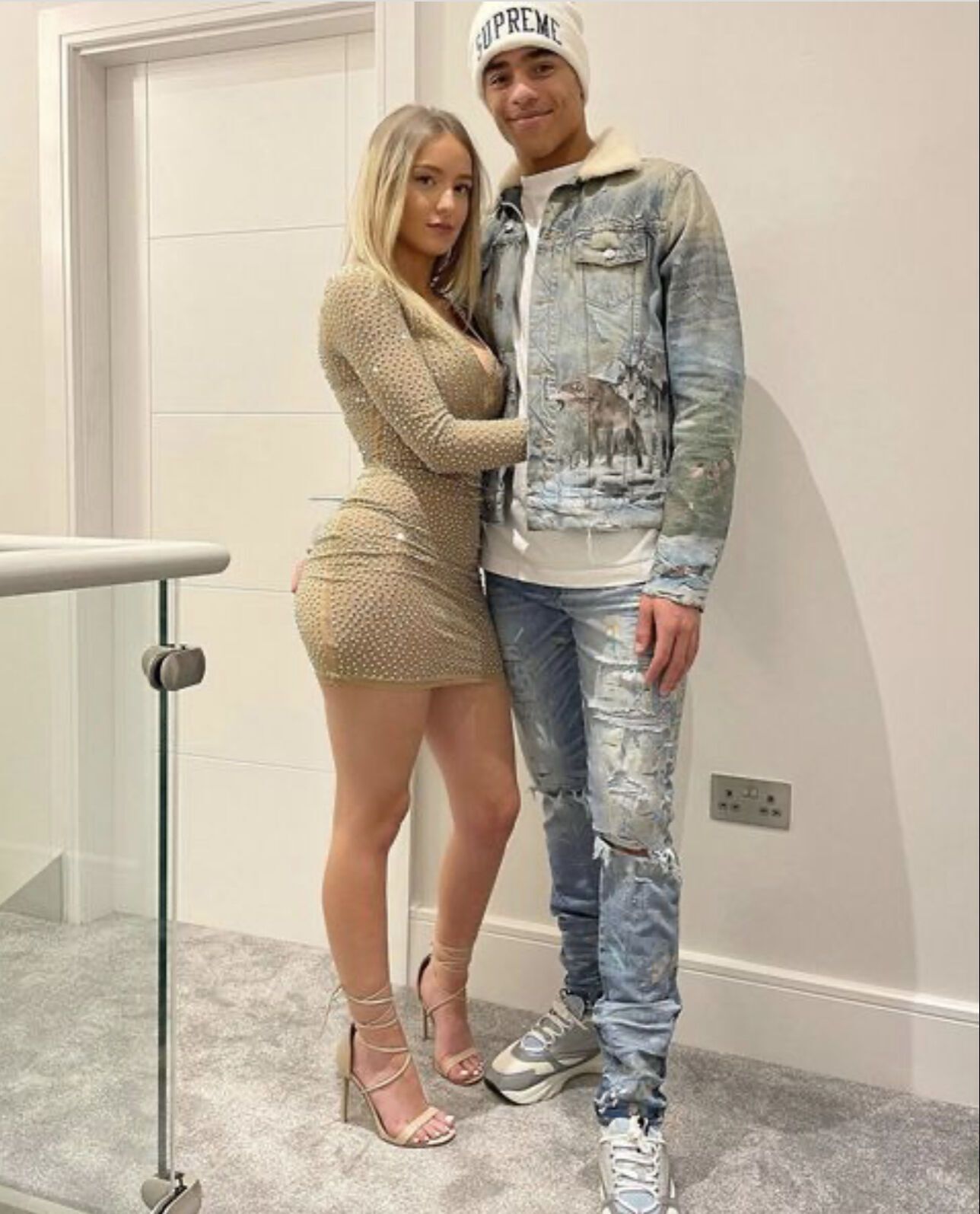 Харриет Робсон встречалась с Гринвудом больше 2 лет dqxikeidqxidqrant