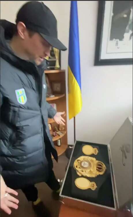 Усик пообещал стать абсолютным чемпионом мира.